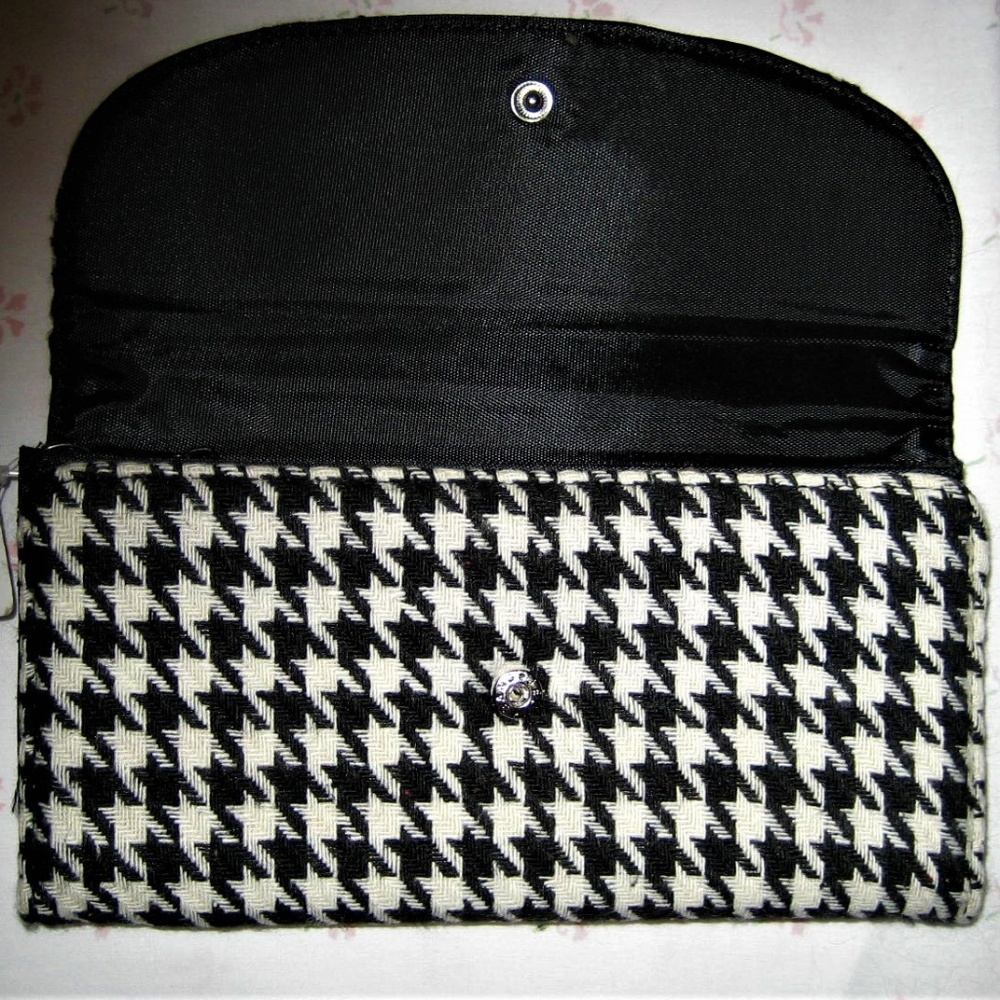 LADIES HOUNDSTOOTH FABRIC WALLET NEW WITH TAGS